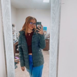 Meet your Posher, Sydney